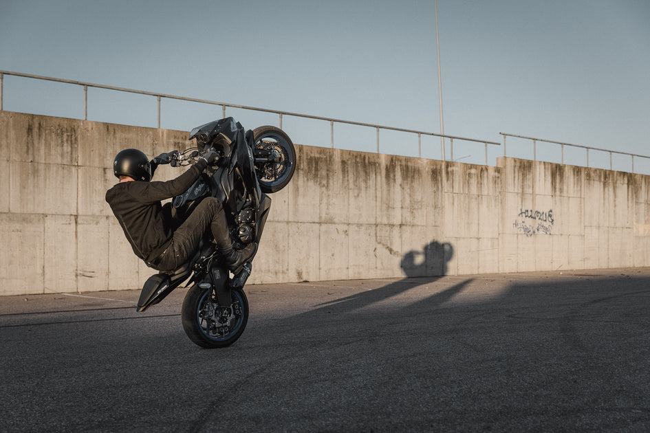 Pando Moto ENGINEERED BY RIDERSProtective Motorcycle Gear: Fabrics